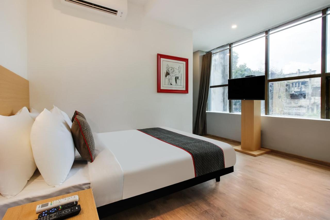 Hôtel Oyo Townhouse 600 Gangothri à Secundurabad Extérieur photo
