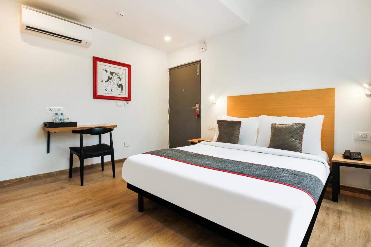 Hôtel Oyo Townhouse 600 Gangothri à Secundurabad Extérieur photo