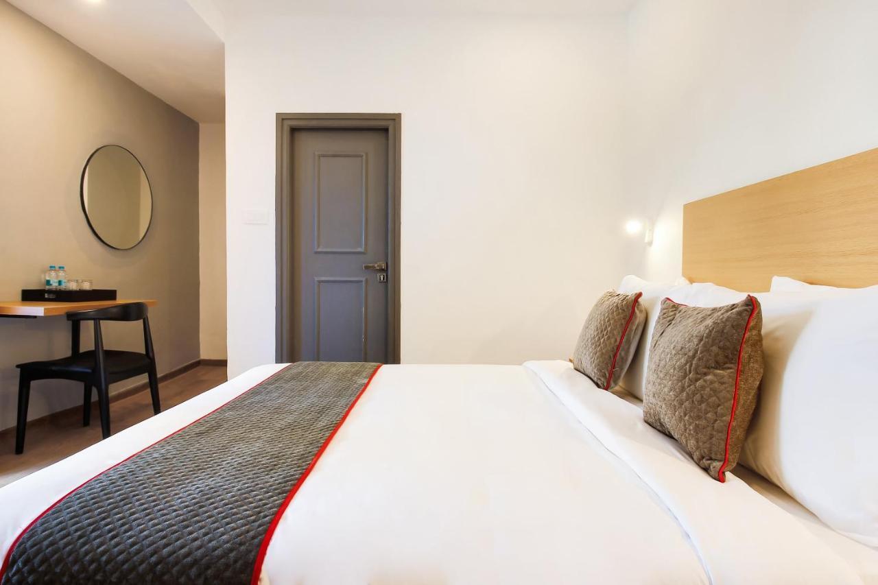 Hôtel Oyo Townhouse 600 Gangothri à Secundurabad Extérieur photo