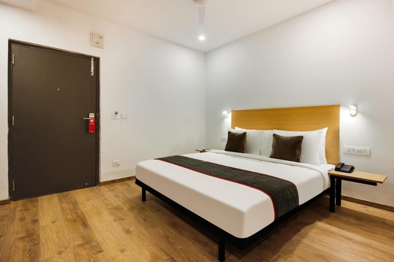 Hôtel Oyo Townhouse 600 Gangothri à Secundurabad Extérieur photo